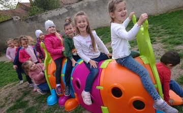 Mozgásfejlesztő játékokra költötték a Rollsped Kft. felajánlását