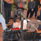 Győzelem a mázsás vasak felett