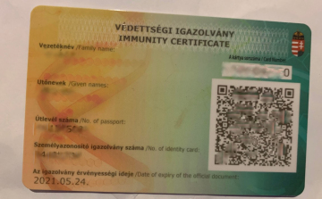 Már postázzák a védettségi igazolványokat