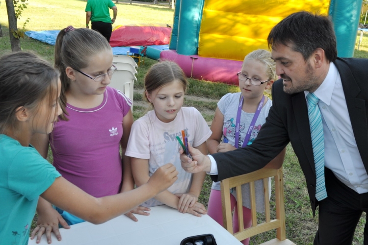 Nyárbúcsúztató a Petőfi lakótelepen