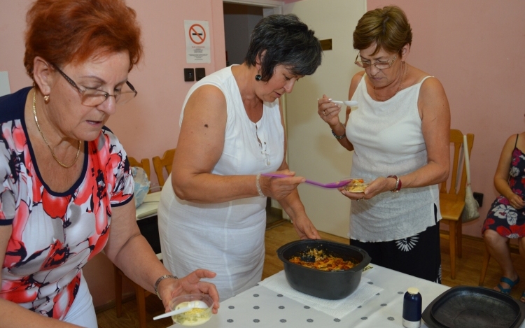 A Tupperware Főzőklubban nincs nyári szünet