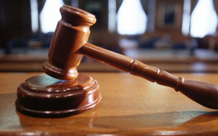 Meglopta megrendelőjét a félegyházi szobafestő