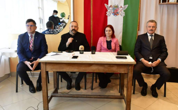 A Veled a Városunkért Egyesület közleménye a 2021-es évi költségvetéssel kapcsolatban