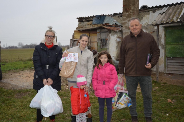 115 háztartásnak jutott az adományokból