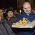 A mézeskalács meseváros darabjai otthonra leltek