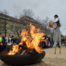 Parádés farsangi felvonulással és boszorkányégetéssel űzték el a telet Félegyházán