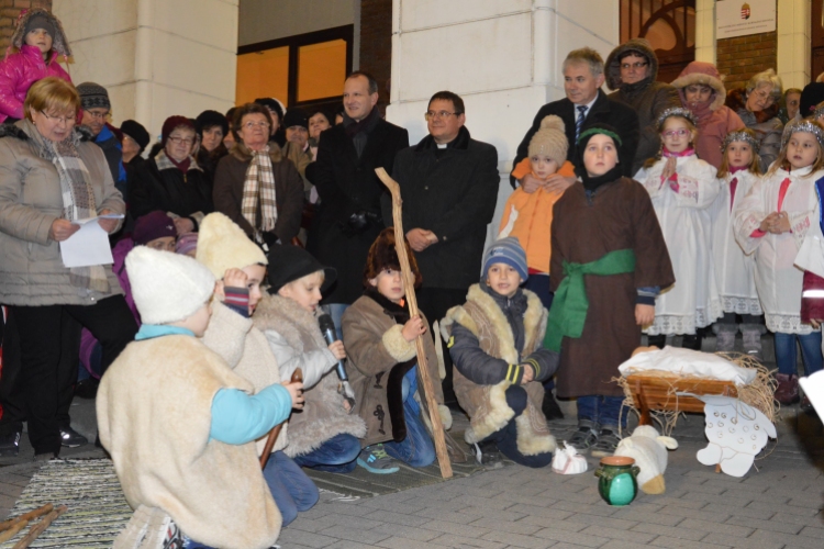 Annak ellenére is szeret, hogy tönkretettük a világot