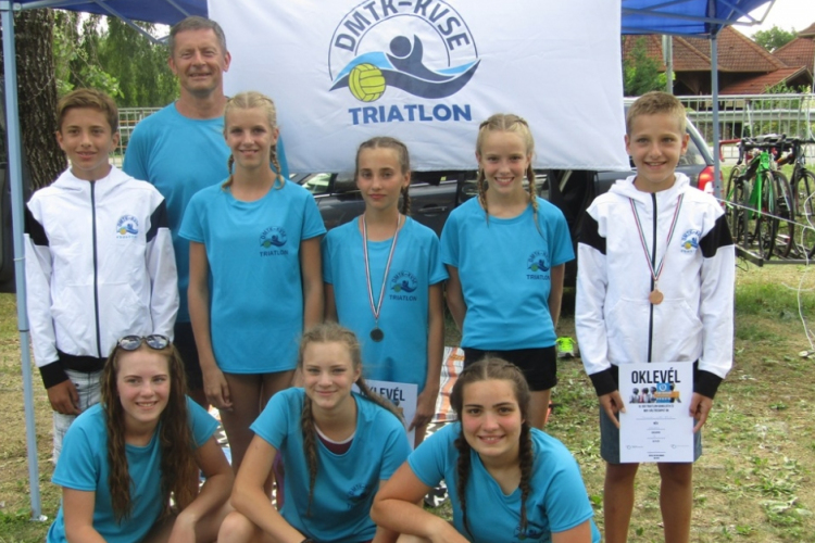 A DMTK-KVSE triatlonistái érmes helyezésekkel tértek haza Fonyódról