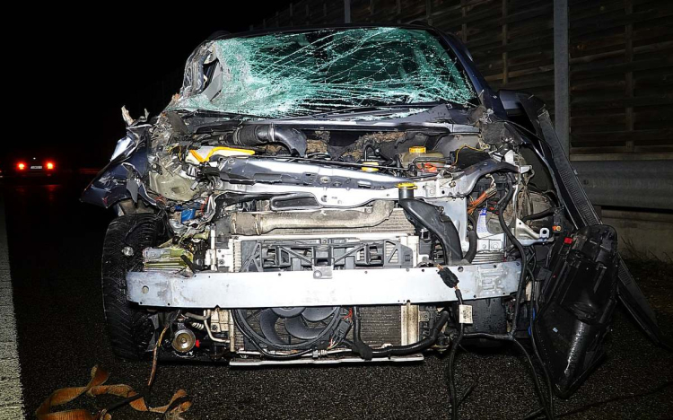 Durva baleset volt az M5-ösön, csoda, hogy senki nem sérült meg