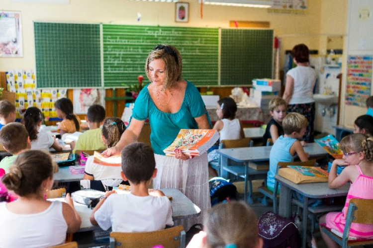 Szigorú szabályok – így kell iskolába járni szeptembertől