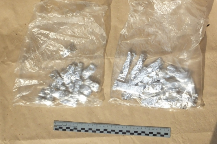 Újabb dílerek rendőrkézen