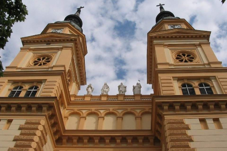 Hírek a Szent István templomból