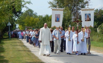 Pünkösdi búcsú Petőfiszállás-Pálosszentkúton