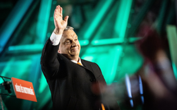 Orbán Viktor: Hatalmas győzelmet arattunk!