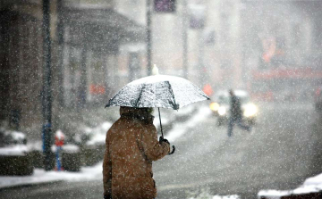 Esővel és hóval tér vissza a hideg