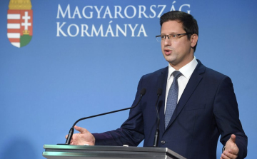 Megszűnik a kötelező maszkhasználat 5,5 millió beoltott elérése esetén