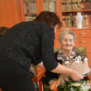 90. születésnapját ünnepelte Kalapács Istvánné Erzsike néni