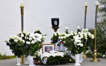 Végső búcsú Barczikay Gábortól