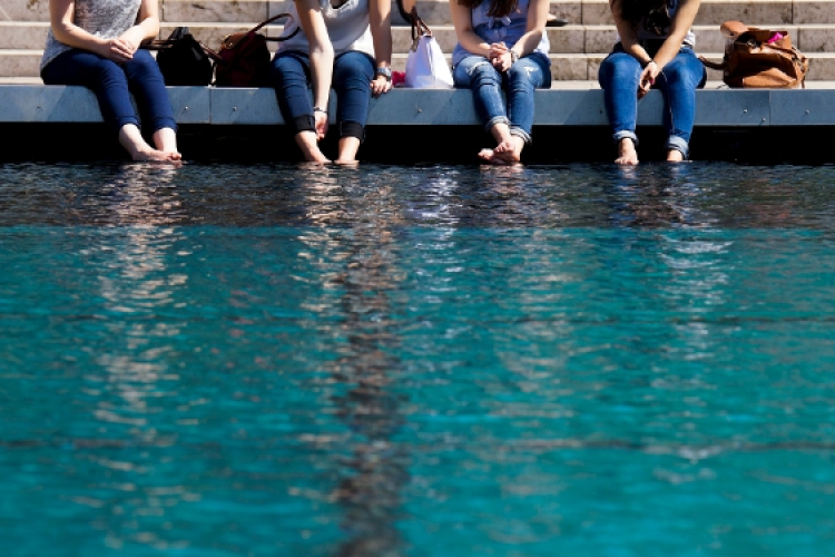 Kora nyári meleg várható a hétvégén