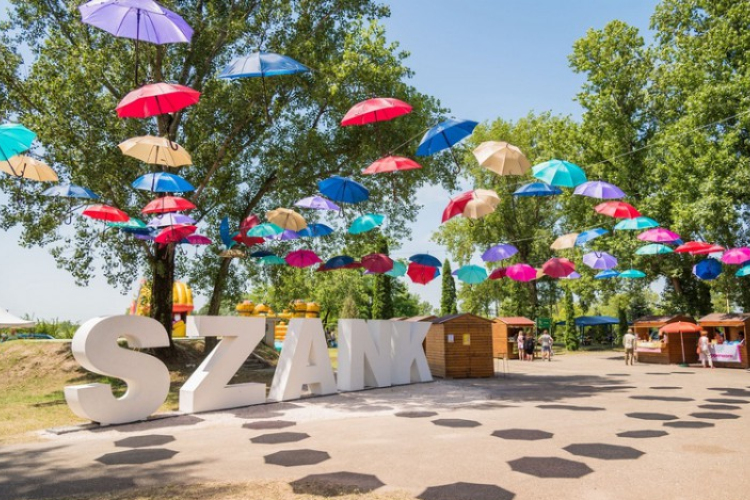 Méz- és Meggyfesztivál Szankon