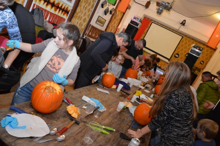 Ha Halloween akkor Tökfaragás