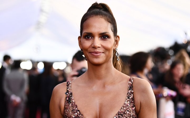 Halle Berry Oscar-díjas színésznő rendezőként is bemutatkozik