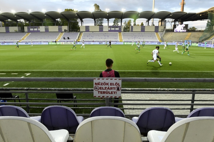 Mától visszatérhetnek a nézők a szabadtéri sportrendezvényekre