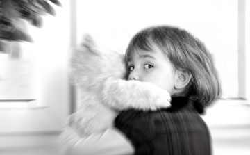 A szülőknek és pedagógusoknak is feladata a gyerek védelme a pedofilok ellen
