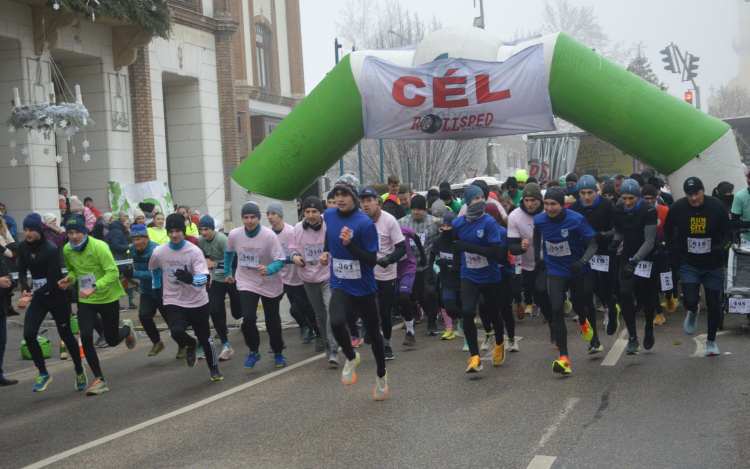 Több mint hétszázan álltak a rajthoz