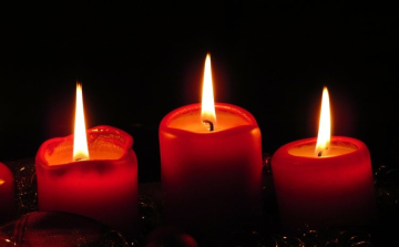 Vasárnap kezdődik az Advent – a katasztrófavédelem a tűzmegelőzésre figyelmeztet