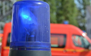 Új munkaruhákat kapnak a mentőszolgálat dolgozói