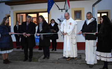 Turisztikai Központot adtak át Petőfiszálláson
