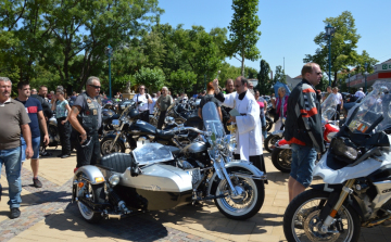 Keresztény motoros zarándoklat Pálosszentkúton