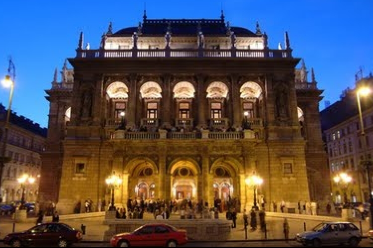 Óriási tüntetésre készül Budapest