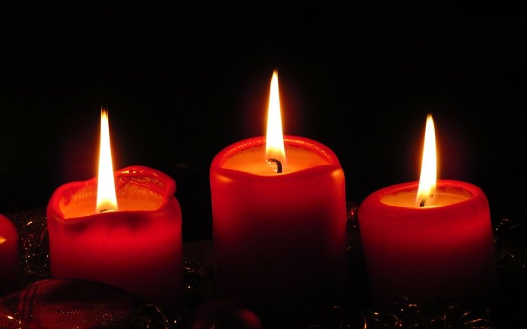 Vasárnap kezdődik az Advent – a katasztrófavédelem a tűzmegelőzésre figyelmeztet