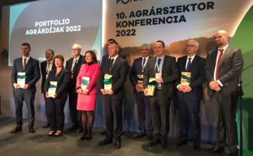 Elismeréseket adtak át a X. Agrárszektor Konferencián