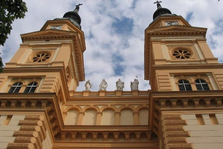 Hírek a Szent István Templomból