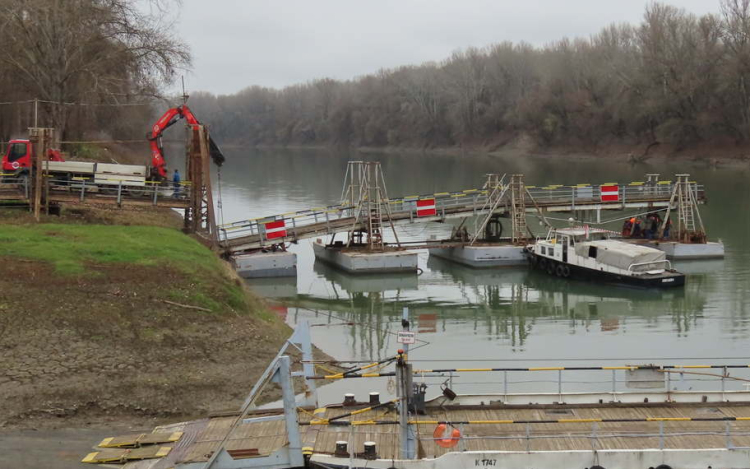 Pihenőre vonult a csongrádi „Fahíd”