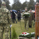 Elhunyt bajtársak emlékét őrzi a felavatott kopjafa