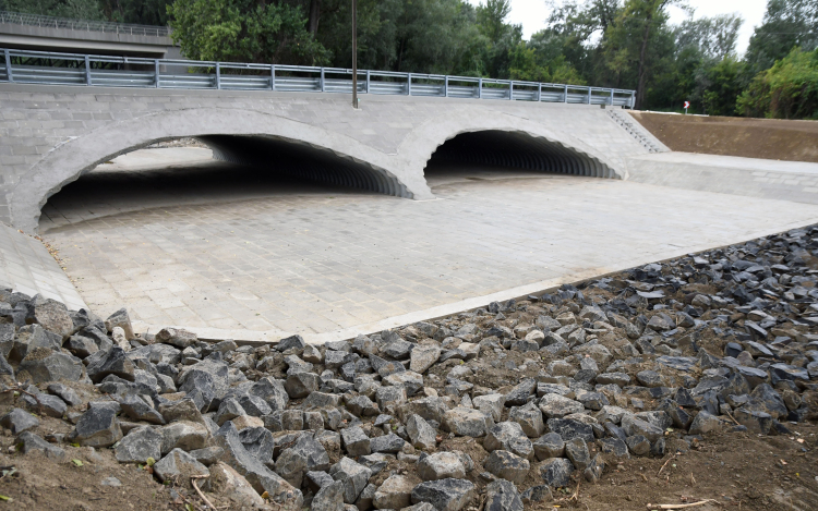 A Közép-Tisza környéken élők jövőjét biztosító nagyszabású projekt ért célba