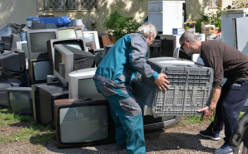Ingyenes lakossági elektronikai hulladékgyűjtést tartanak Petőfiszálláson