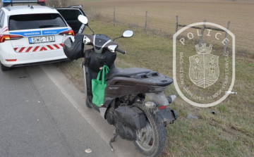 „Kismotorral” ittasan az autópályán