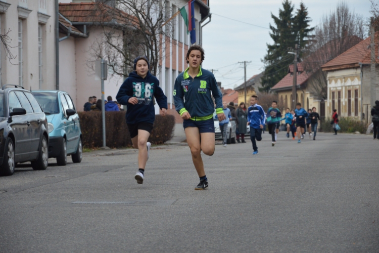 Mikulás Futás a Constantinum Intézmény szervezésében