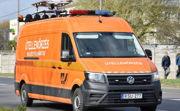 Március elsejétől közfeladatot ellátó személynek minősülnek az út-és a kezelői ellenőrök