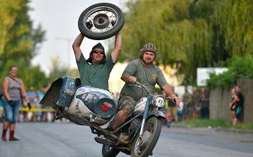 Immáron 11. alkalommal rendezik meg Kiskunfélegyházán a nemzetközi oldalkocsis találkozót