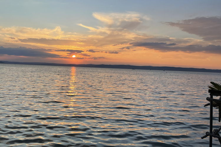 Hőség - Magas középhőmérsékletre figyelmeztet a meteorológiai szolgálat szombaton és vasárnap