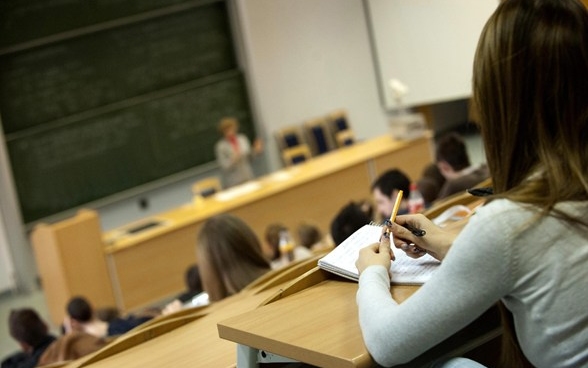 Még egy hónapig lehet beadni a felsőoktatási jelentkezéseket