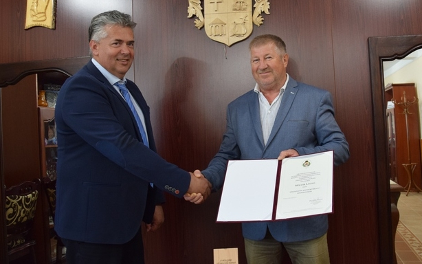 Országos elismerésben részesült Móczár László a Petőfiszállási Polgárőrség elnöke