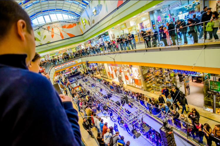 Tényleg jobb árut kapnak a németek és az osztrákok, mint mi