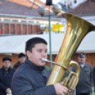 Az apostoli kettős kereszt utat mutat